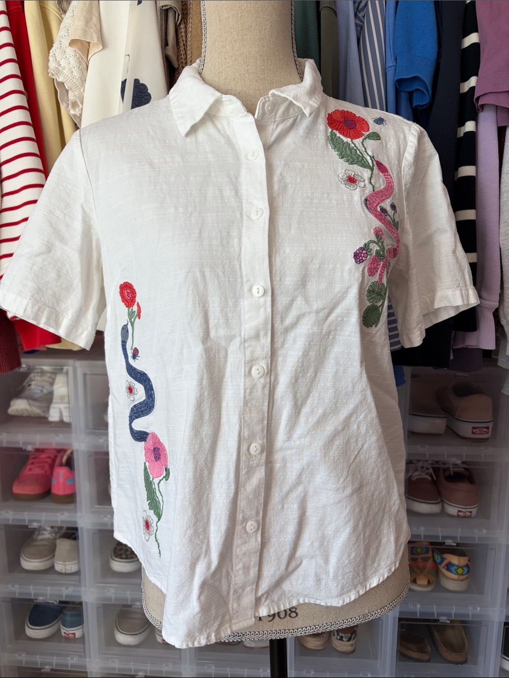 Princess Highway White Button-Down Shirt with Floral & Snake Embroidery